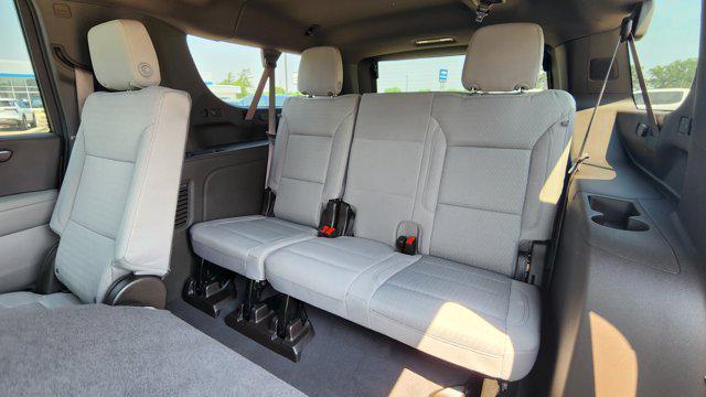 new 2025 Chevrolet Suburban car, priced at $62,000