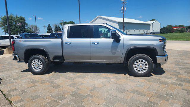 new 2025 Chevrolet Silverado 3500 car, priced at $76,040