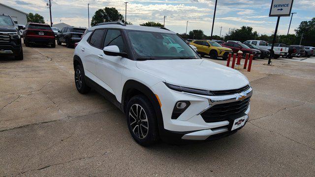 new 2026 Chevrolet TrailBlazer car, priced at $30,080
