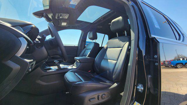 used 2022 Chevrolet Traverse car, priced at $34,442