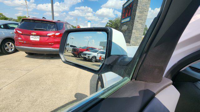 used 2021 Chevrolet Traverse car, priced at $33,900