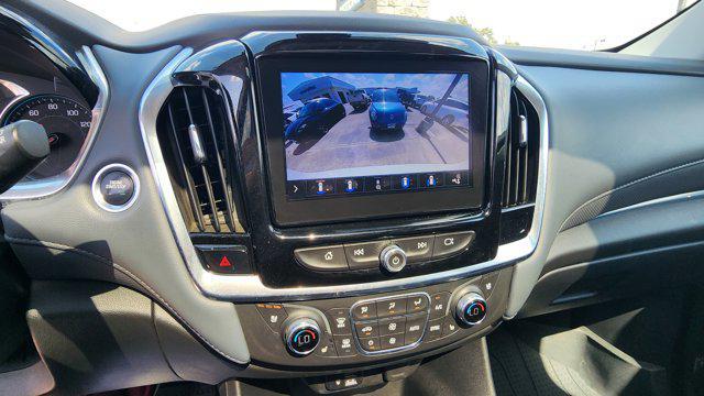 used 2021 Chevrolet Traverse car, priced at $33,900