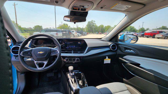 new 2025 Chevrolet Trax car, priced at $26,155