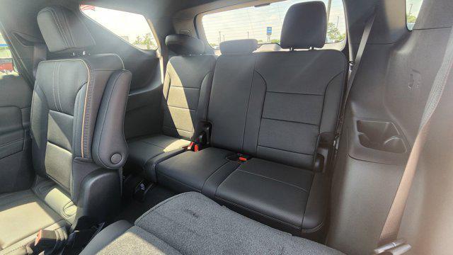 new 2025 Chevrolet Traverse car, priced at $61,440