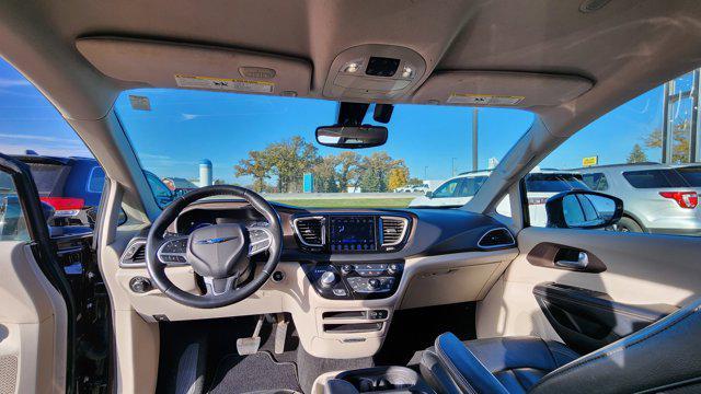 used 2017 Chrysler Pacifica car, priced at $6,900
