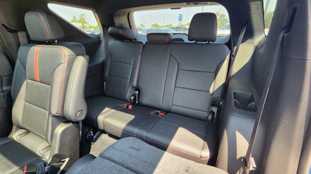 new 2025 Chevrolet Traverse car, priced at $59,170