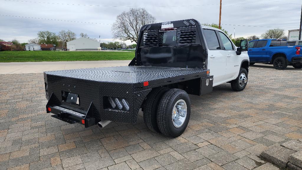 new 2024 Chevrolet Silverado 3500 car, priced at $61,395