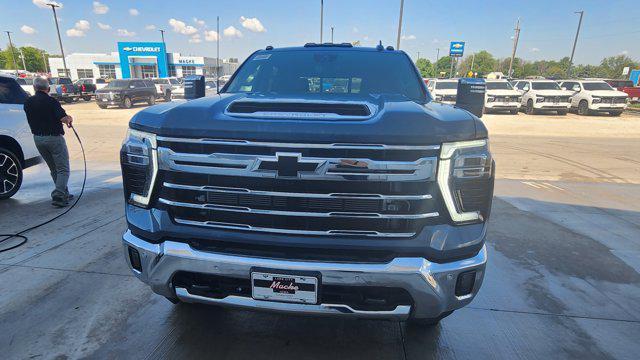 new 2025 Chevrolet Silverado 3500 car, priced at $86,295