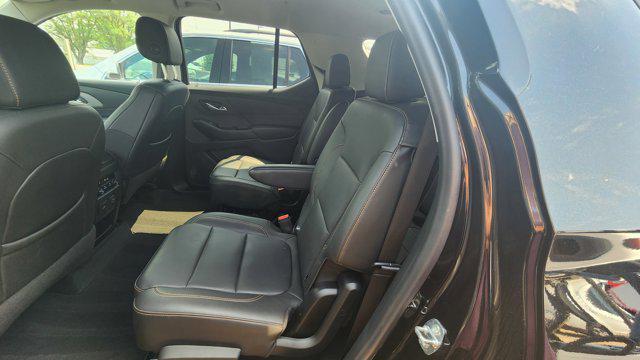 used 2021 Chevrolet Traverse car, priced at $28,900