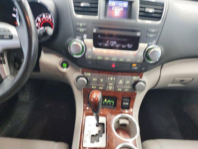 used 2012 Toyota Highlander car, priced at $12,500