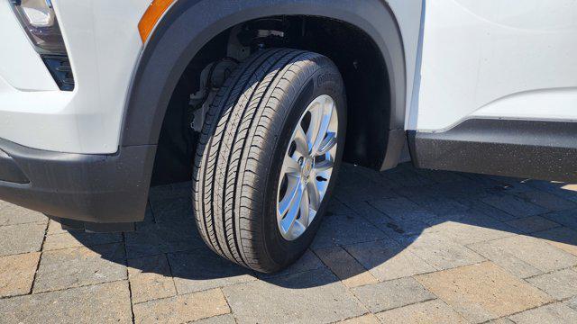 new 2025 Chevrolet TrailBlazer car, priced at $27,285