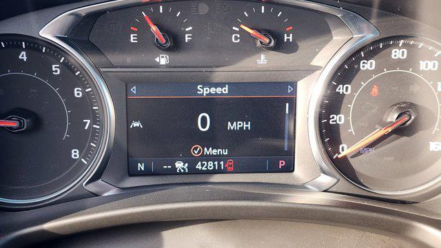 used 2024 Chevrolet Equinox car, priced at $26,900