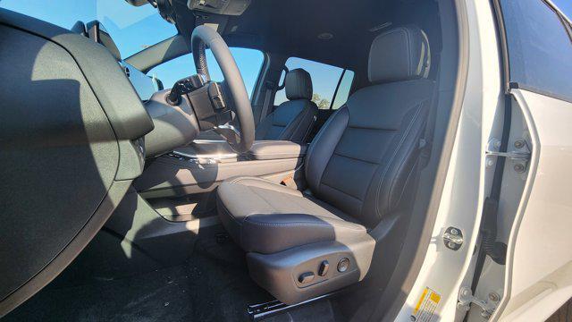 new 2026 Chevrolet Traverse car, priced at $49,504