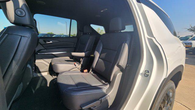 new 2026 Chevrolet Traverse car, priced at $49,504