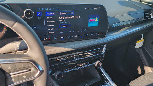 new 2026 Chevrolet Traverse car, priced at $49,504