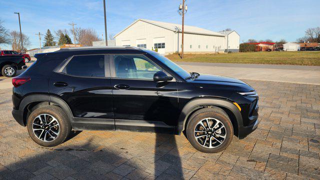 used 2024 Chevrolet TrailBlazer car, priced at $33,600