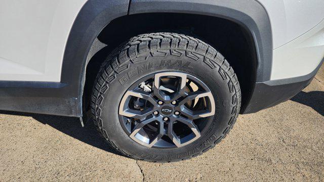 used 2025 Chevrolet Equinox car, priced at $28,900