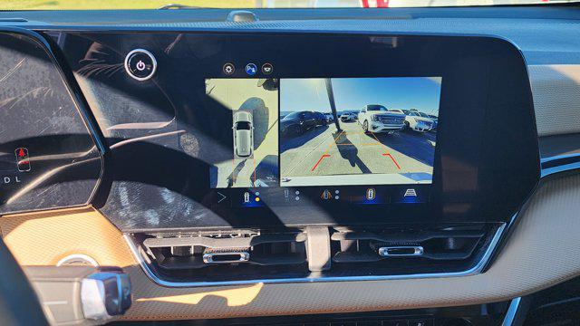 used 2025 Chevrolet Equinox car, priced at $28,900