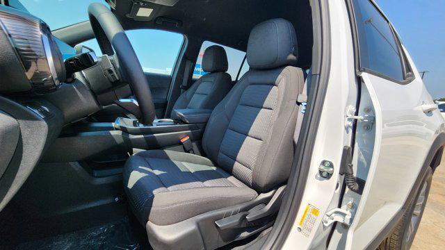 new 2026 Chevrolet Equinox car, priced at $31,995