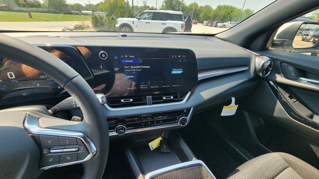 new 2026 Chevrolet Equinox car, priced at $31,995