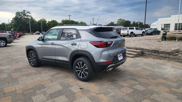 new 2025 Chevrolet TrailBlazer car, priced at $28,900