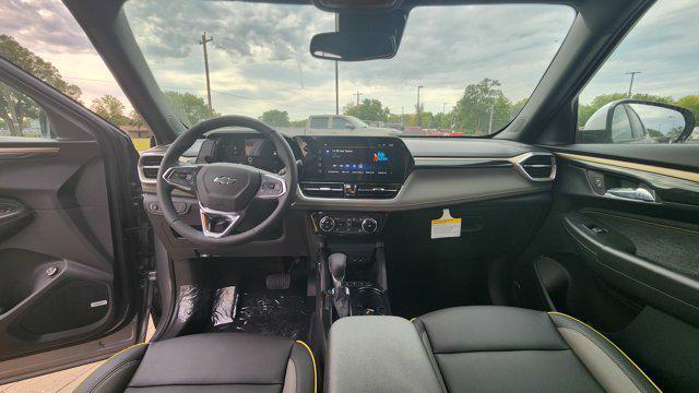 new 2025 Chevrolet TrailBlazer car, priced at $28,900