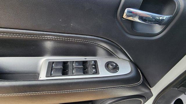 used 2015 Jeep Compass car, priced at $10,900