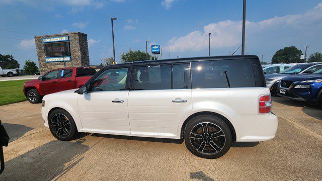 used 2014 Ford Flex car, priced at $7,900