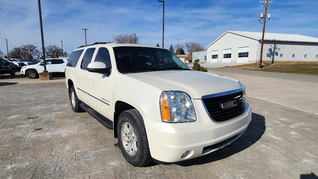 used 2014 GMC Yukon XL car, priced at $5,900