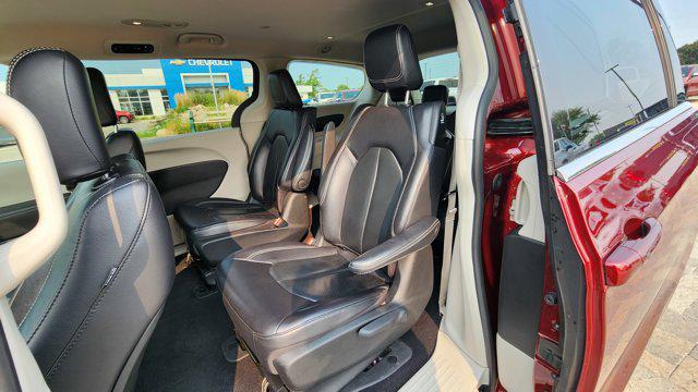 used 2022 Chrysler Pacifica Hybrid car, priced at $20,900