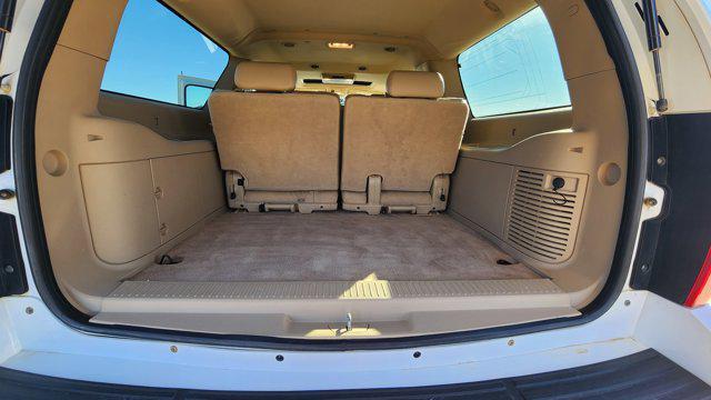 used 2008 Chevrolet Suburban car, priced at $7,500