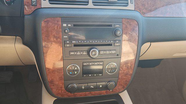 used 2008 Chevrolet Suburban car, priced at $7,500