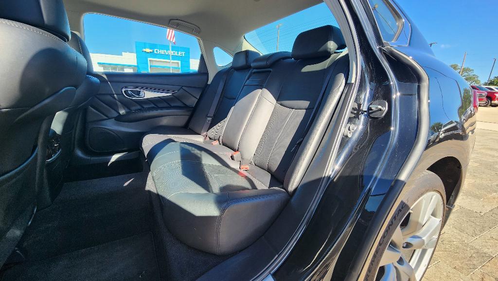 used 2019 INFINITI Q70L car, priced at $17,900