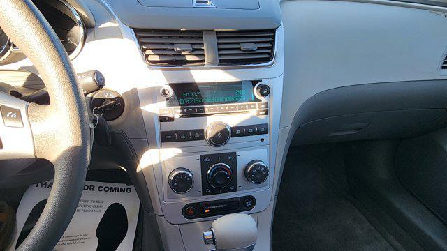 used 2009 Chevrolet Malibu car, priced at $6,900