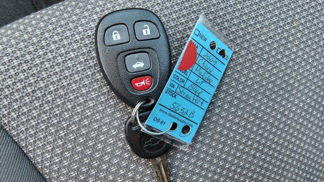 used 2009 Chevrolet Malibu car, priced at $6,900