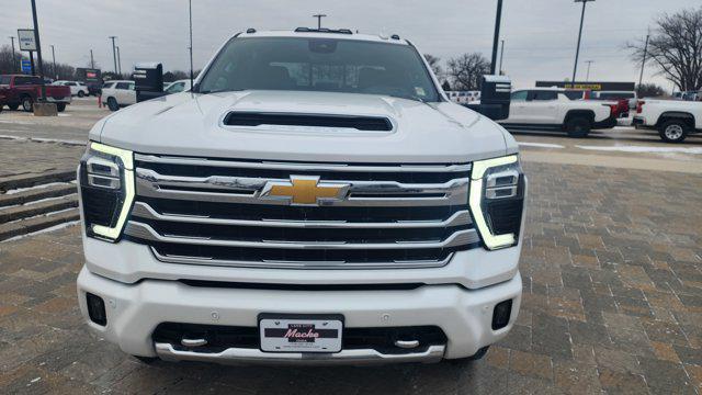 used 2024 Chevrolet Silverado 3500 car, priced at $65,900