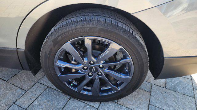 used 2024 Chevrolet Equinox car, priced at $26,900