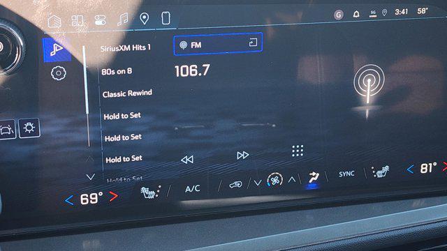 new 2026 Chevrolet Traverse car, priced at $44,994