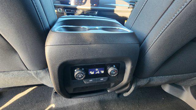 new 2026 Chevrolet Traverse car, priced at $44,994