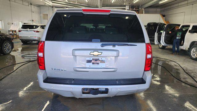 used 2009 Chevrolet Suburban car, priced at $6,500