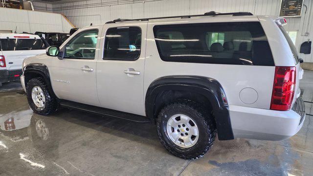used 2009 Chevrolet Suburban car, priced at $6,500