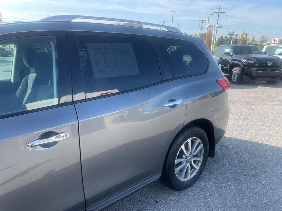 used 2016 Nissan Pathfinder car, priced at $9,633