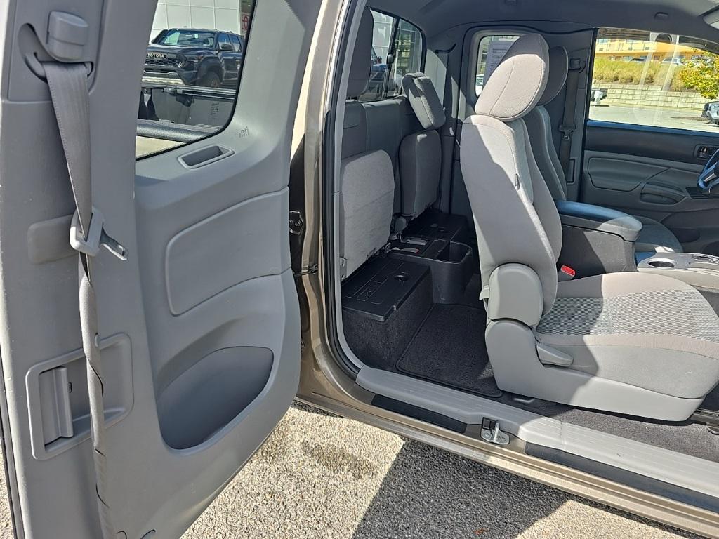 used 2014 Toyota Tacoma car, priced at $16,933