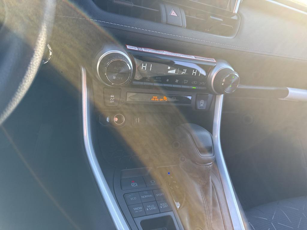 new 2025 Toyota RAV4 car, priced at $35,784