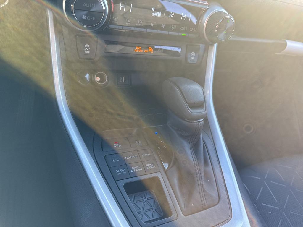 new 2025 Toyota RAV4 car, priced at $35,784