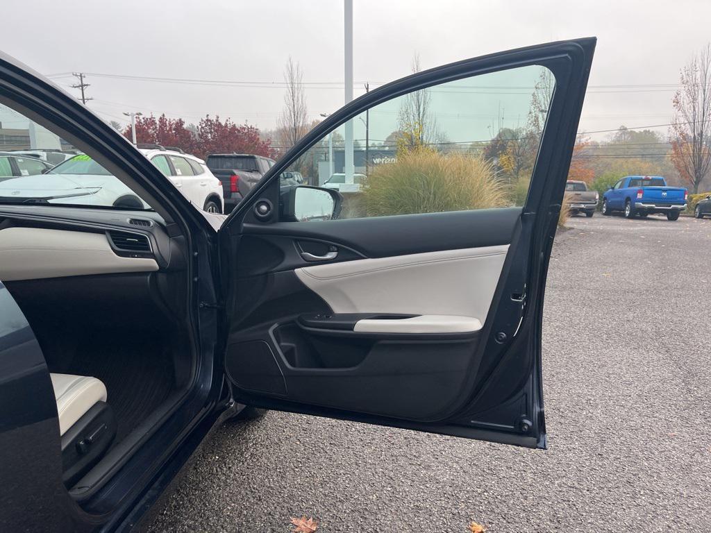 used 2022 Honda Insight car, priced at $23,900