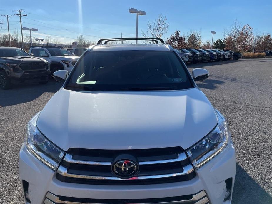 used 2018 Toyota Highlander car, priced at $27,400