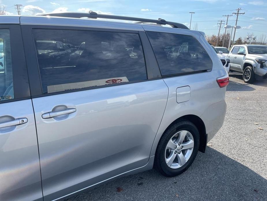 used 2017 Toyota Sienna car, priced at $16,300