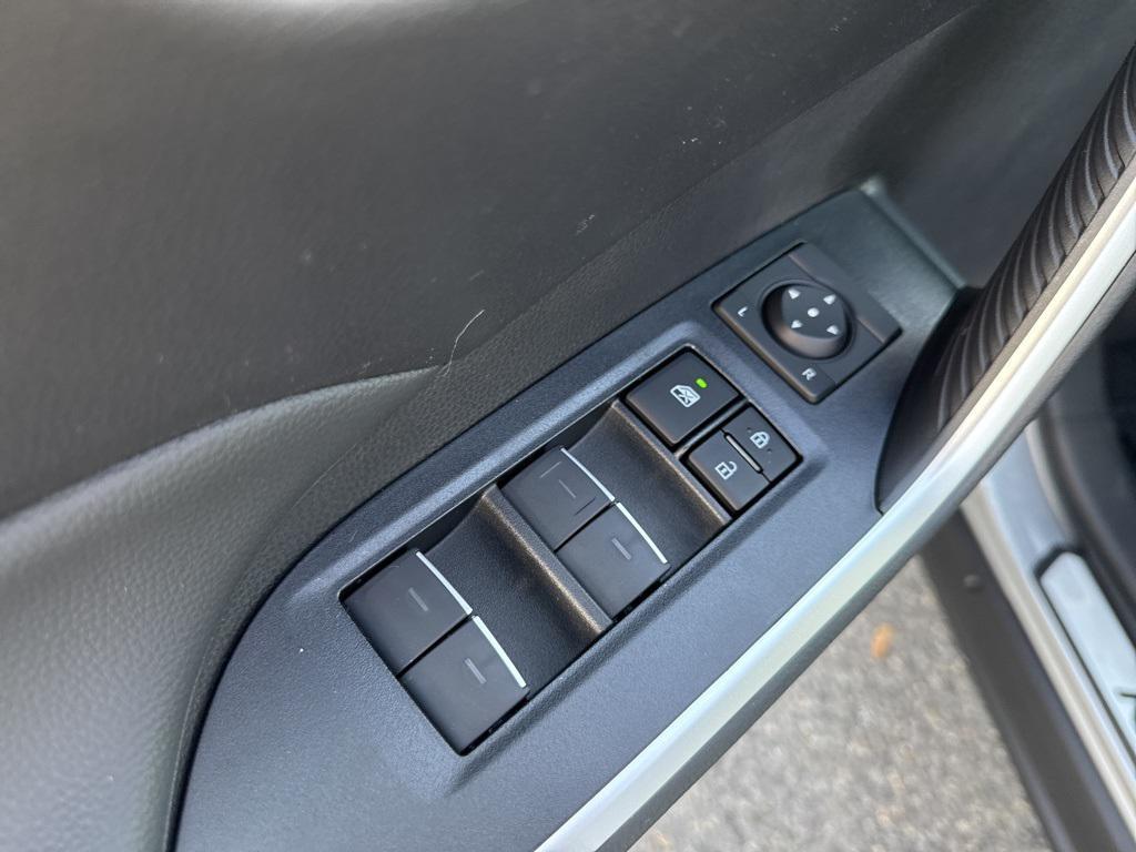 new 2025 Toyota RAV4 car, priced at $37,258