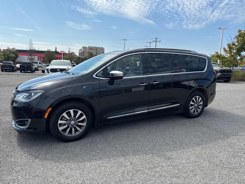 used 2020 Chrysler Pacifica Hybrid car, priced at $20,277